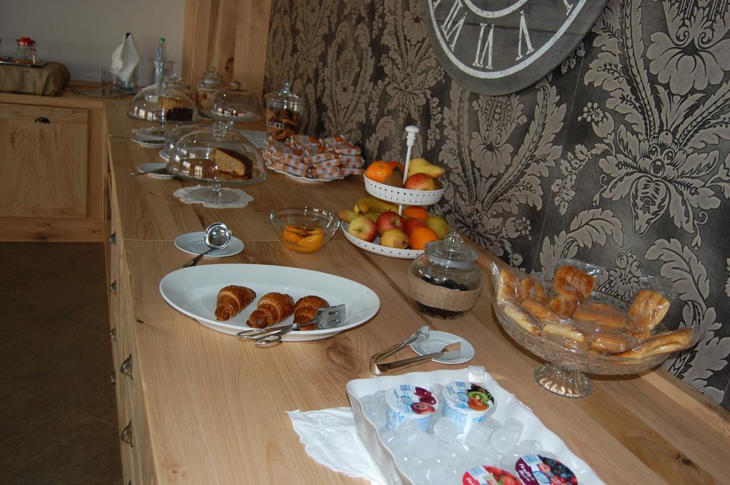 Giga Hotel Villa Santa Lucia Екстериор снимка