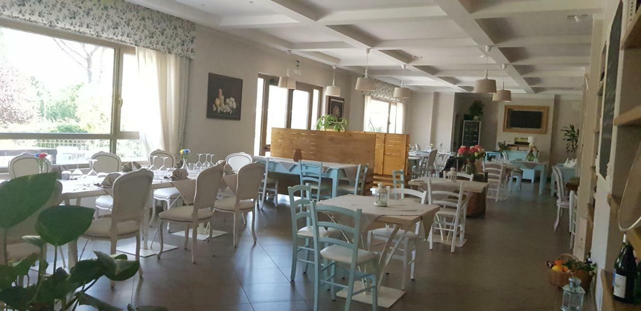 Giga Hotel Villa Santa Lucia Екстериор снимка
